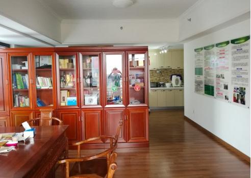 仁医仁术悬壶济世 量子医学造福社会