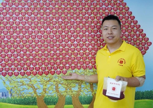 华大基因“斜杠青年”向真明捐献造血干细胞,造福民生与公益捐献两不误
